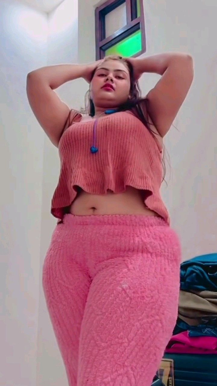 Low Rate Call Girls In Saket Delhi | Book :💘((99580*18831))