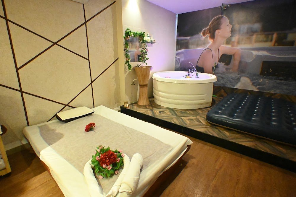 Royal Oak Spa Thane