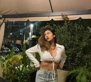 Trusted 💯Noida Call Girls꧁ঔৣ☬✞9999815811✞☬ঔৣ꧂Escort Service